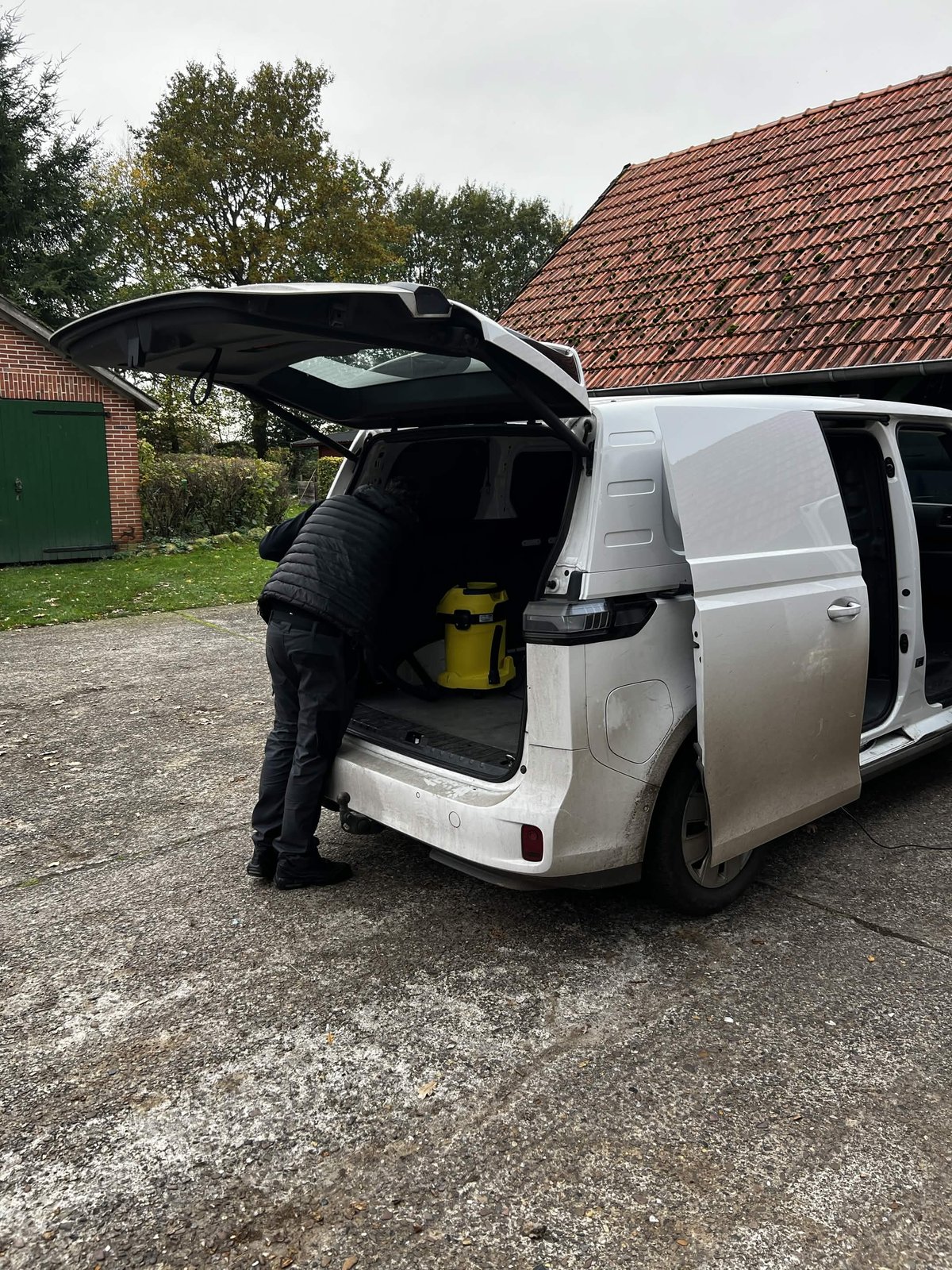 Pick-up & Drop-off Service